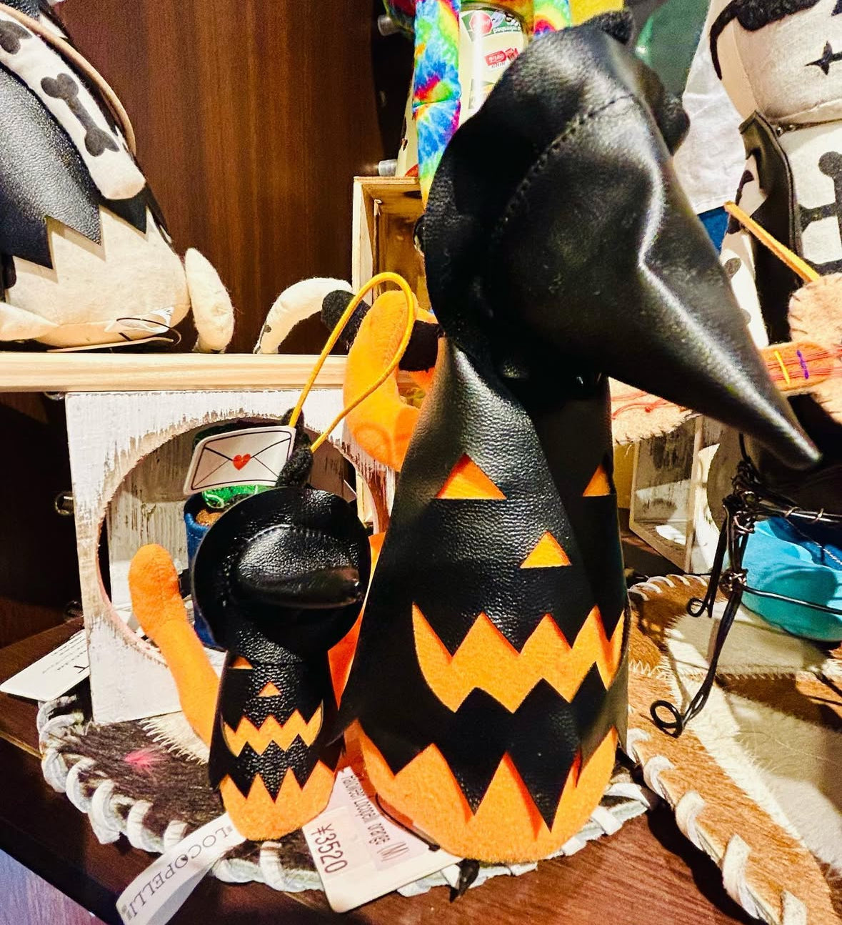 LOCOPELLI® HALLOWEEN
BASIC : HAPPY