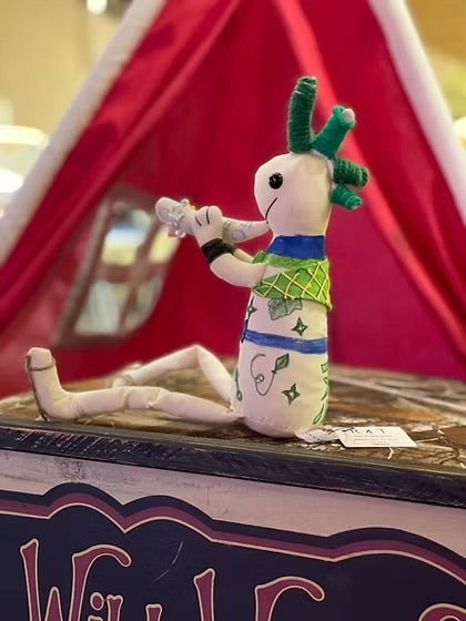 KOKOPELLI®
CANVAS DOLL