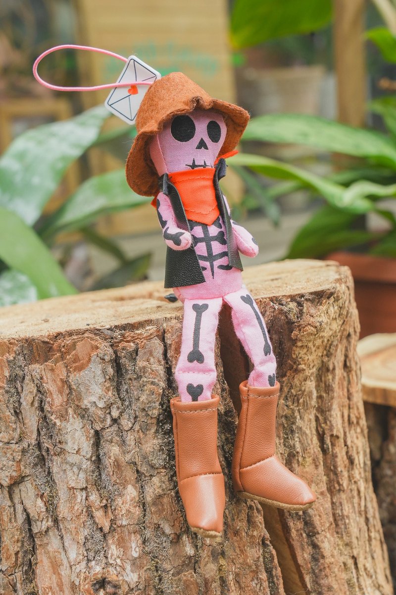 WHOOPEE SKULL® COWBOY
PINK : 恋愛運を高める
