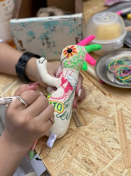 KOKOPELLI®
CANVAS DOLL