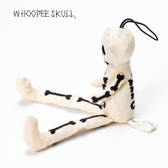 WHOOPEE SKULL® BASIC
WHITE : 自由を与える